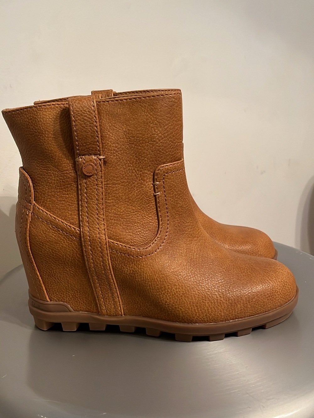 NWOT Yellow Box Centry Cognac Wedge Ankle Boots Women’s Size 7